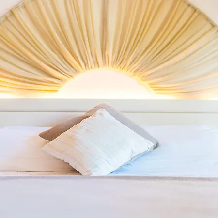 Rex Hotel