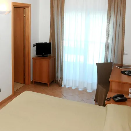 Rex Hotel